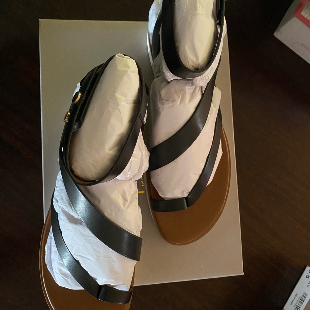 Sandals - Picture 3 of 3